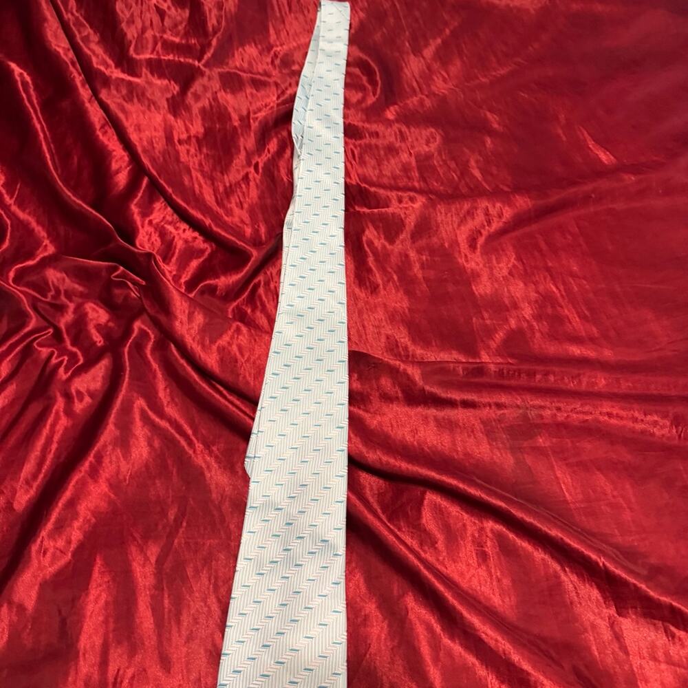 Infinity Tie NWOT